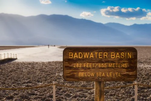 Badwater Basin im Death Valley Nationalpark (tiefster Punkt der USA)
